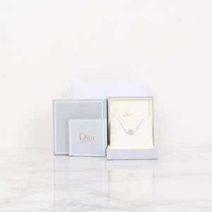 디올 로즈 드 방 다이아몬드 자개 여성 팔찌 18K 화이트골드 JRDV95022_0000