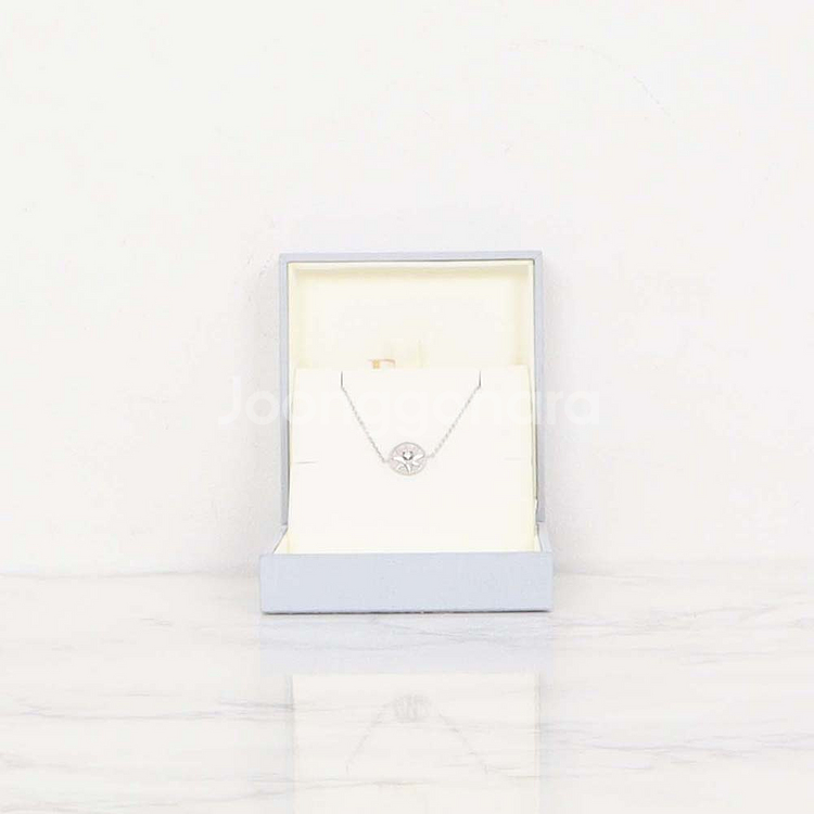 디올 로즈 드 방 다이아몬드 자개 여성 팔찌 18K 화이트골드 JRDV95022_0000--1