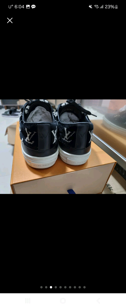 루이비통 모노그램 스니커즈 이미지
