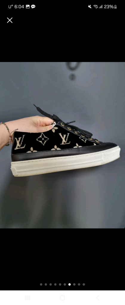 루이비통 모노그램 스니커즈 이미지