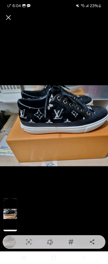 루이비통 모노그램 스니커즈 이미지