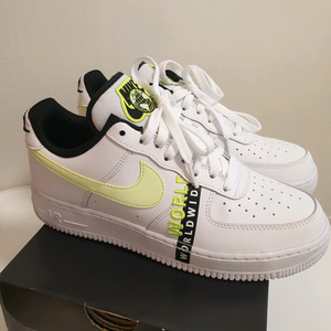 나이키 에어포스1 월드와이드 로우 255