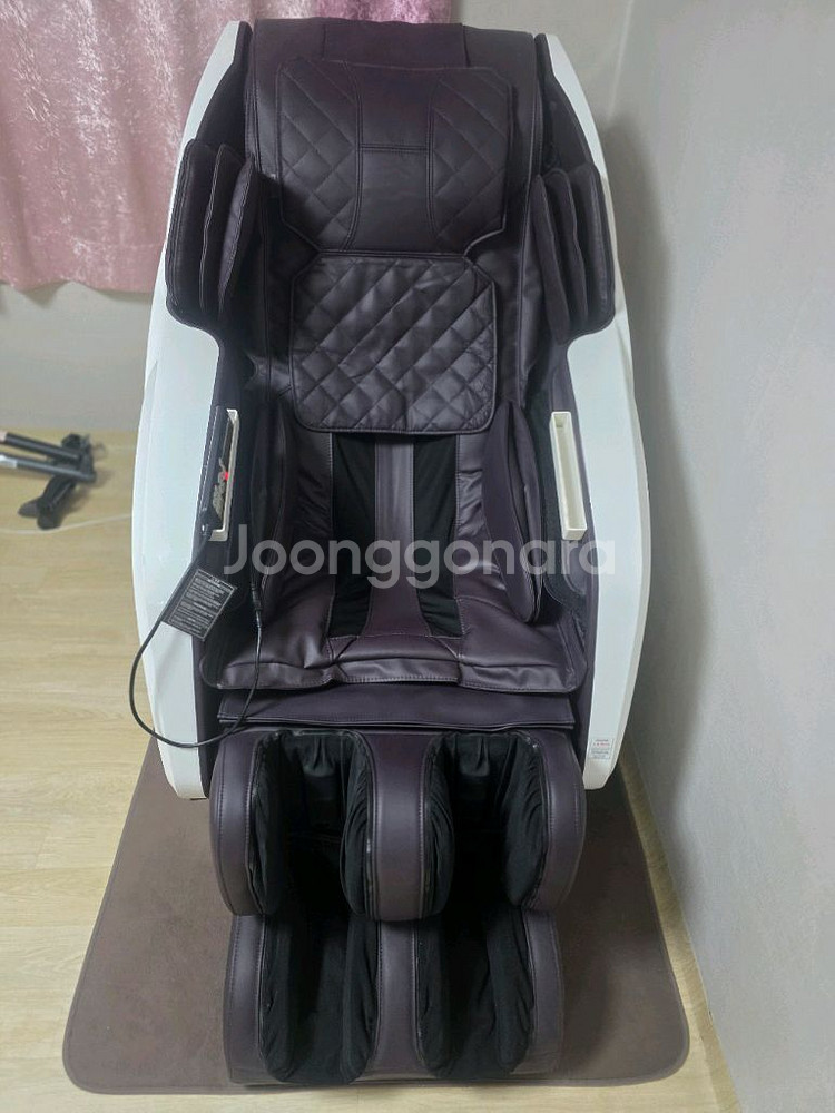 휴테크 KAI LS7 무중력 안마의자--1