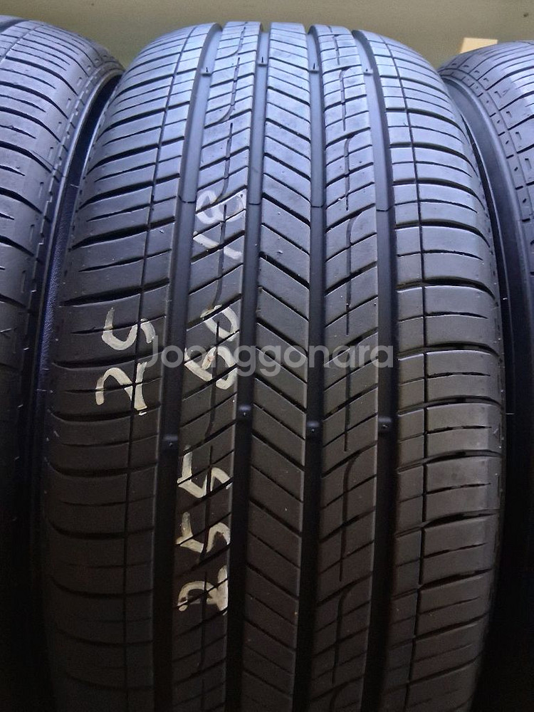 255/55R19 중고타이어.렉스턴.코란도스포츠.액티언--1