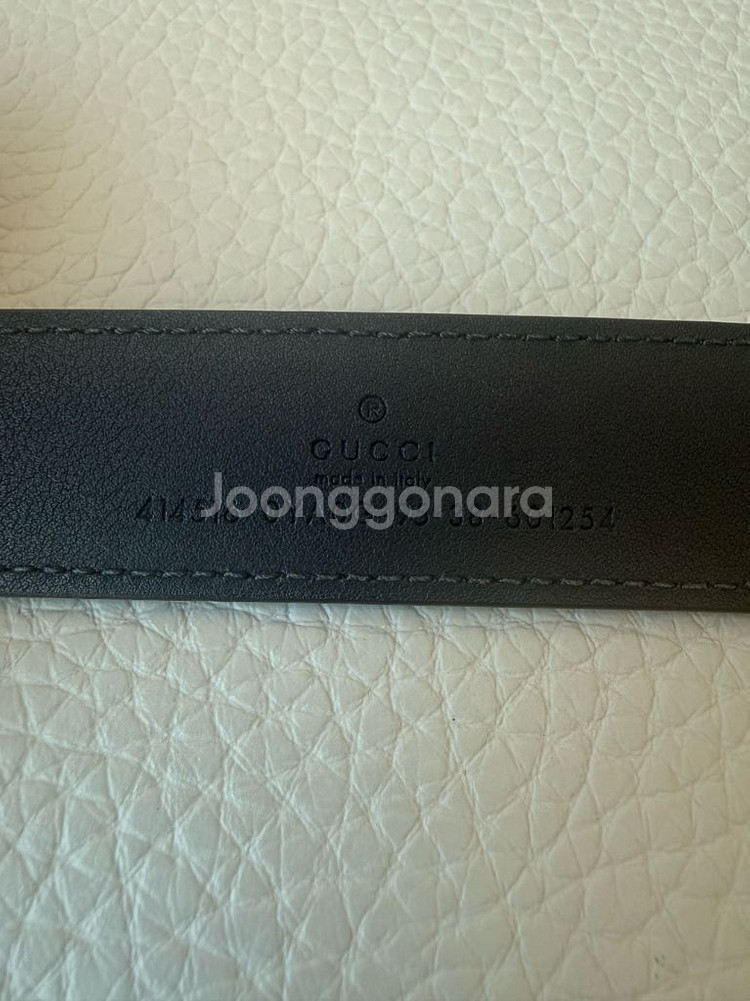 (유광)구찌 마몬트 금장 벨트 팝니다--1