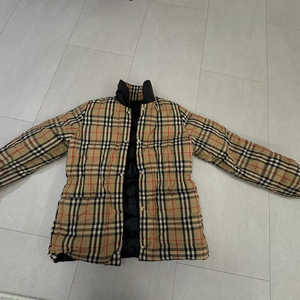 버버리 키즈 리버서블 패딩