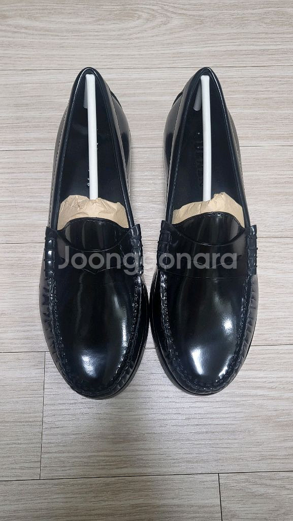 쿠에른 디종로퍼 블랙 235--0