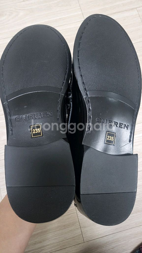 쿠에른 디종로퍼 블랙 235--3