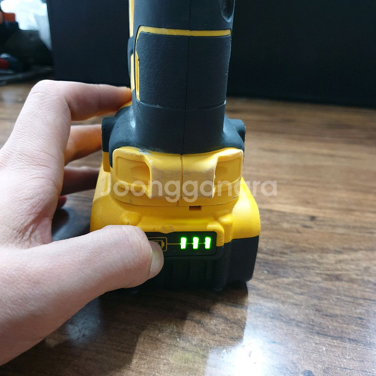 디월트로터리함마드릴/20v일자형/DCH263배터리포함--5