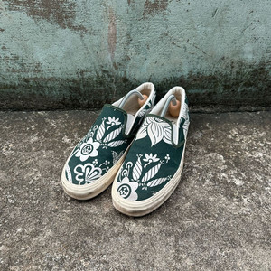 니들스 플라워 패턴 슬립온 그린 8 사이즈