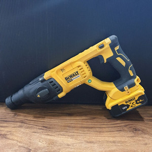 디월트 충전 함마드릴 DCH133 브러시리스 배터리포함