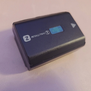 소니 정품 배터리 + 렌즈 = 10만원 NP-FZ100 A7C2 FZ100