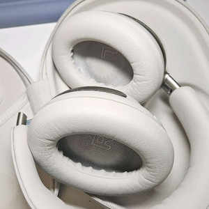 보스qc울트라 1세대 화이트