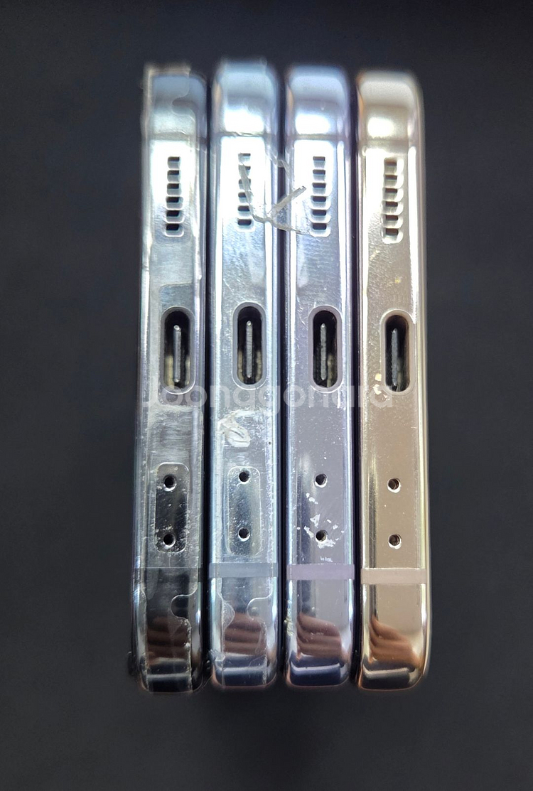 갤럭시Z플립4_256G 공기계 판매 합니다.--2