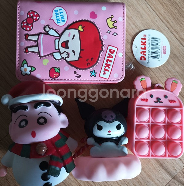 캐릭터 굿즈 세트외 산리오 라부부 각종장난감류 박스가득다드려요--5