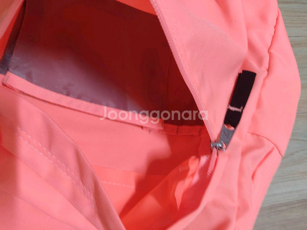 (네고 가능) 잔스포츠 백팩 코랄 피치--1