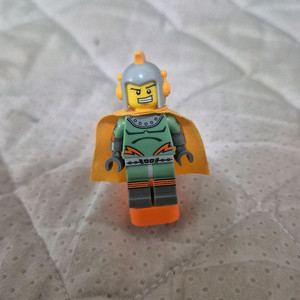 레고 71018-11 미니피겨 시즌 17 레트로 스페이스맨