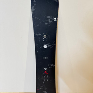 라이스28 RT9 23/24 스노우보드 데크 판매 합니다.