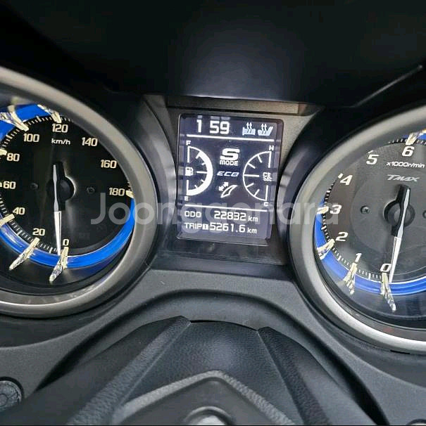 티맥스DX 오토바이 18년식--7