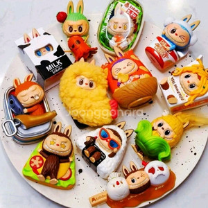 팝마트 수상한편의점 새상품(비닐 미개봉)가격내림