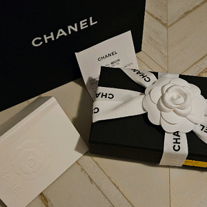 샤넬 클래식 블랙 은장 카드지갑 지퍼돌이