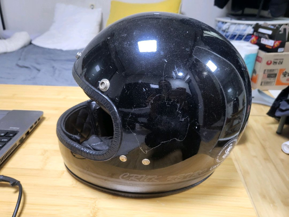 크랭크 레트로 헬멧 이미지