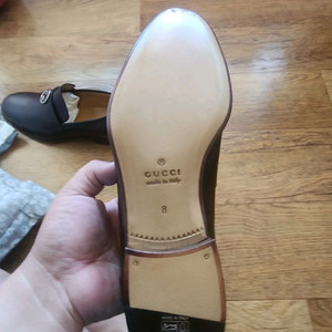 구찌 인터로킹 로퍼 다크브라운