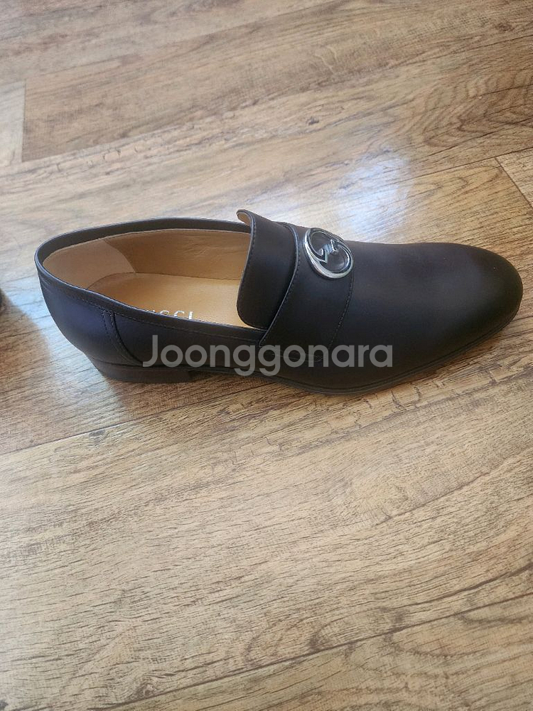 구찌 인터로킹 로퍼 다크브라운--2