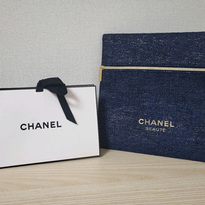 정품) 샤넬 홀리데이 파우치 (코스메틱)