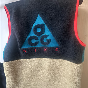 나이키 ACG 바람막이 자켓