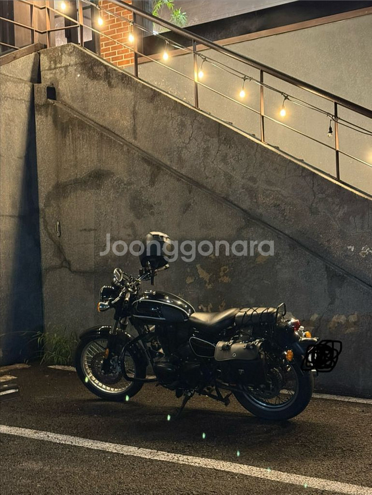 베넬리 임페리알레400--0