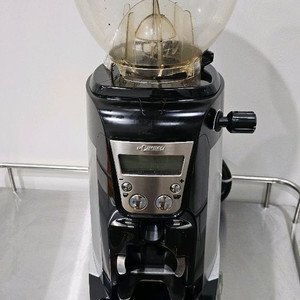 라심발리 이네아 운 디멘토 자동 그라인더