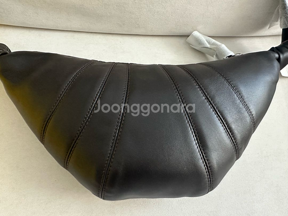 르메르 크루아상백 스몰, 다크초콜릿, 양가죽, 새상품--1