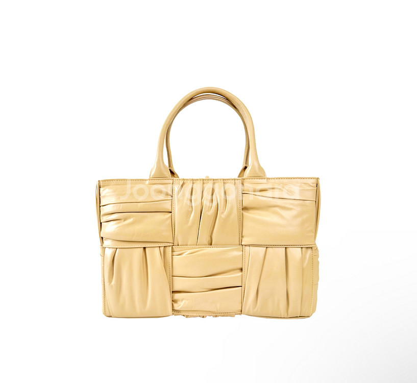 [S] 보테가베네타 인트레치아토 아르코 레더 가죽 토트백 스몰 포리지--0