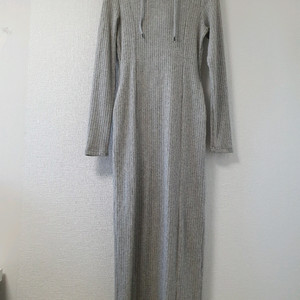 후드니트원피스