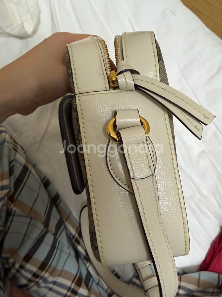 구찌 GG 캔버스 레더 크로스백--3