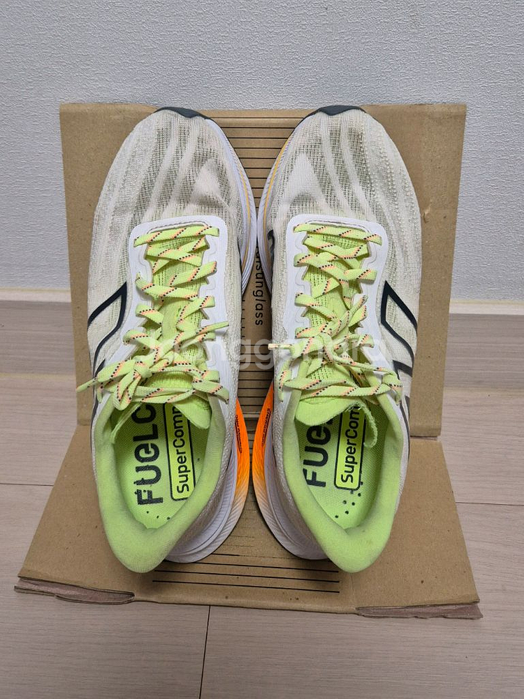 뉴발란스 sc트레이너 v2 250 D--0