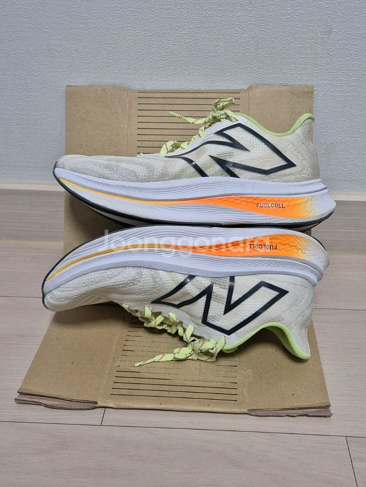 뉴발란스 sc트레이너 v2 250 D--2