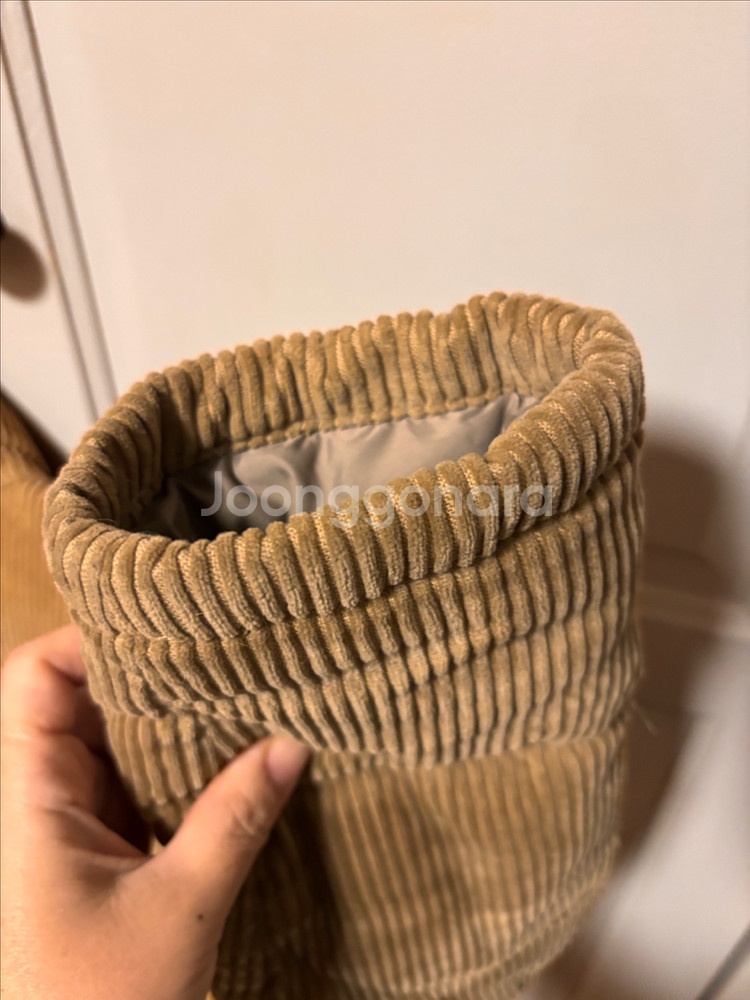 파타고니아 우먼 코듀로이 패딩 점퍼--3