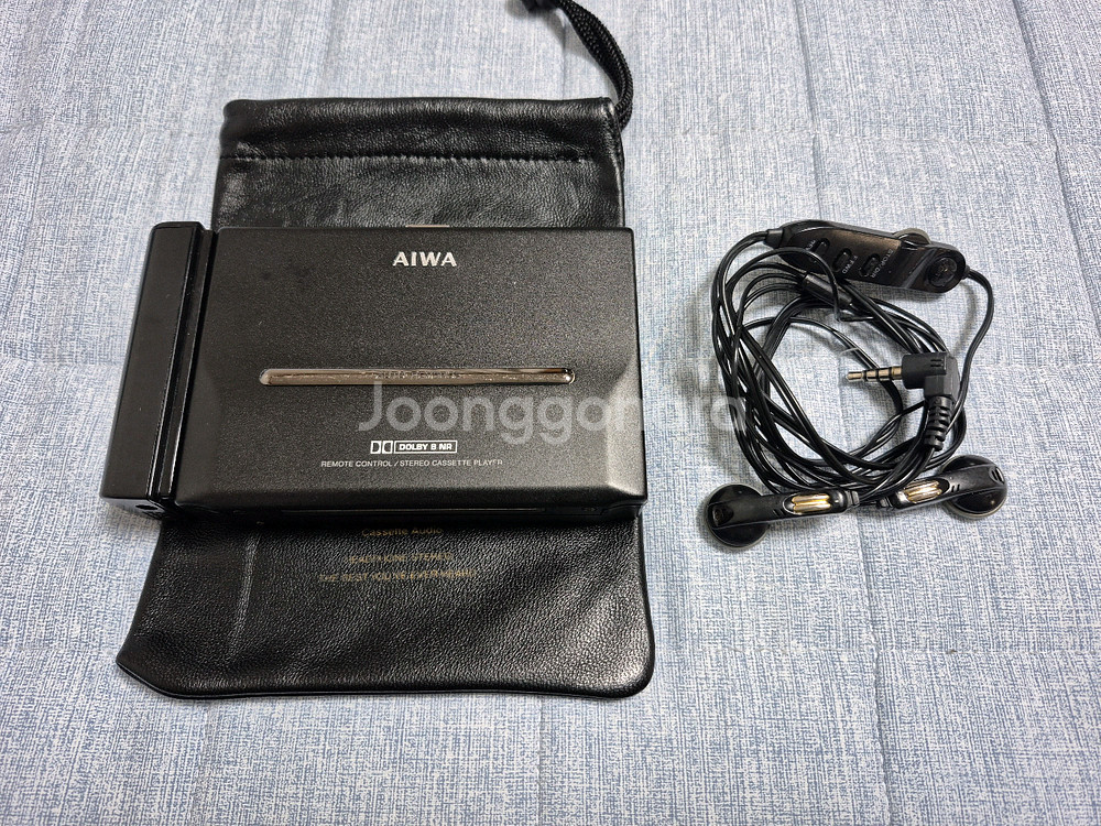 AIWA HS-PL55 블랙색상 판매합니다.--0
