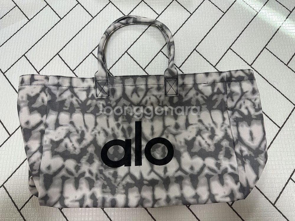 알로 에코백 가방 팝니다--0