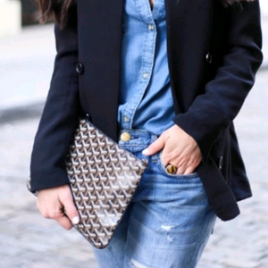 고야드 세나 클러치백MM 새상품급 정품(영수증O)구찌프라다루이비통디올샤넬셀린느보테가생로랑