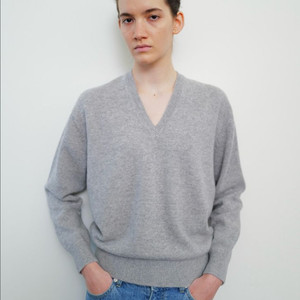 moondal 문달 브이넥 니트 그레이