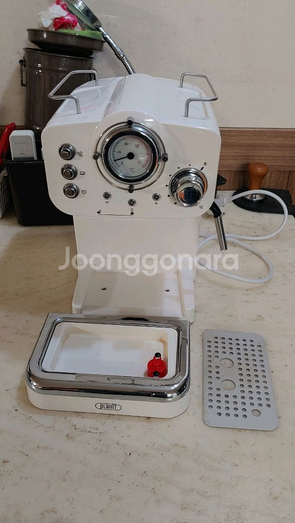 플랜잇 반자동 에스프레소 커피머신 화이트 PCM-F15--3