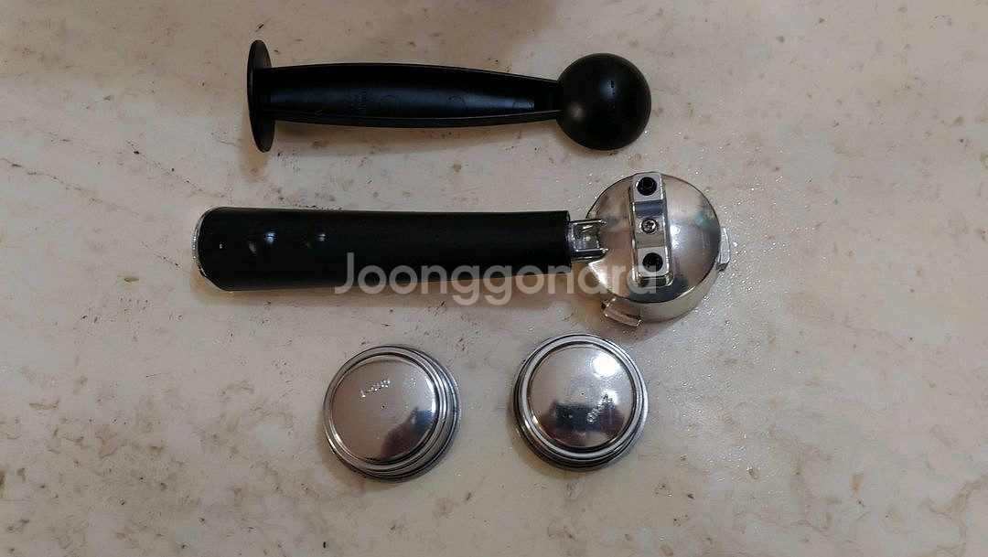 플랜잇 반자동 에스프레소 커피머신 화이트 PCM-F15--2