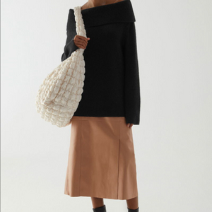 COS 오프숄더 알파카 니트 xs