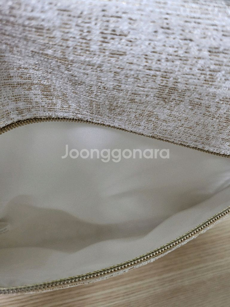 정품) 샤넬 골드 파우치 (코스메틱)--4