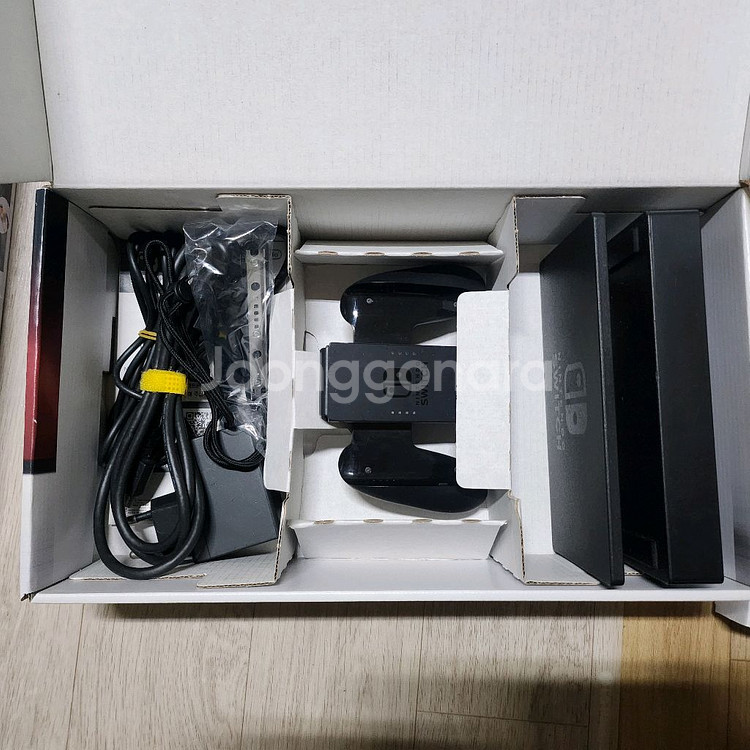 닌텐도 스위치 풀세트+링피트+게임 3가지--2