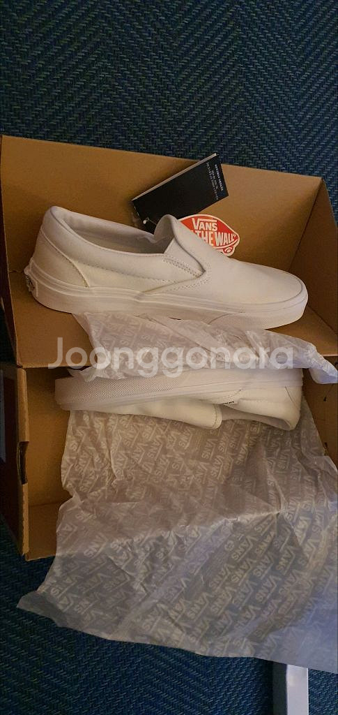 반스 클래식 슬립온 240 화이트--1