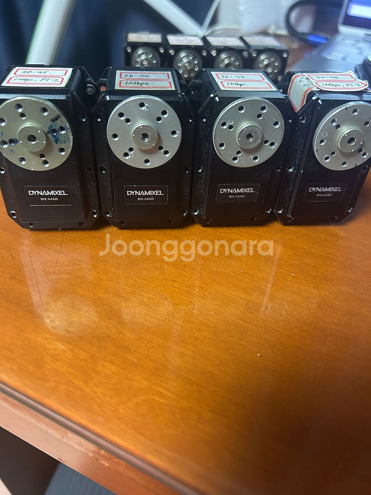 다이나믹셀 모터 판매합니다! (RX-64 (4개) / MX-64AR (4개)--0